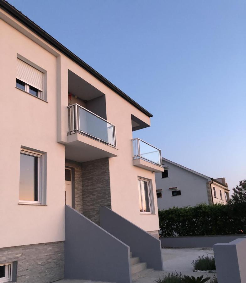 Apartments Villa Prima Privlaka  Esterno foto
